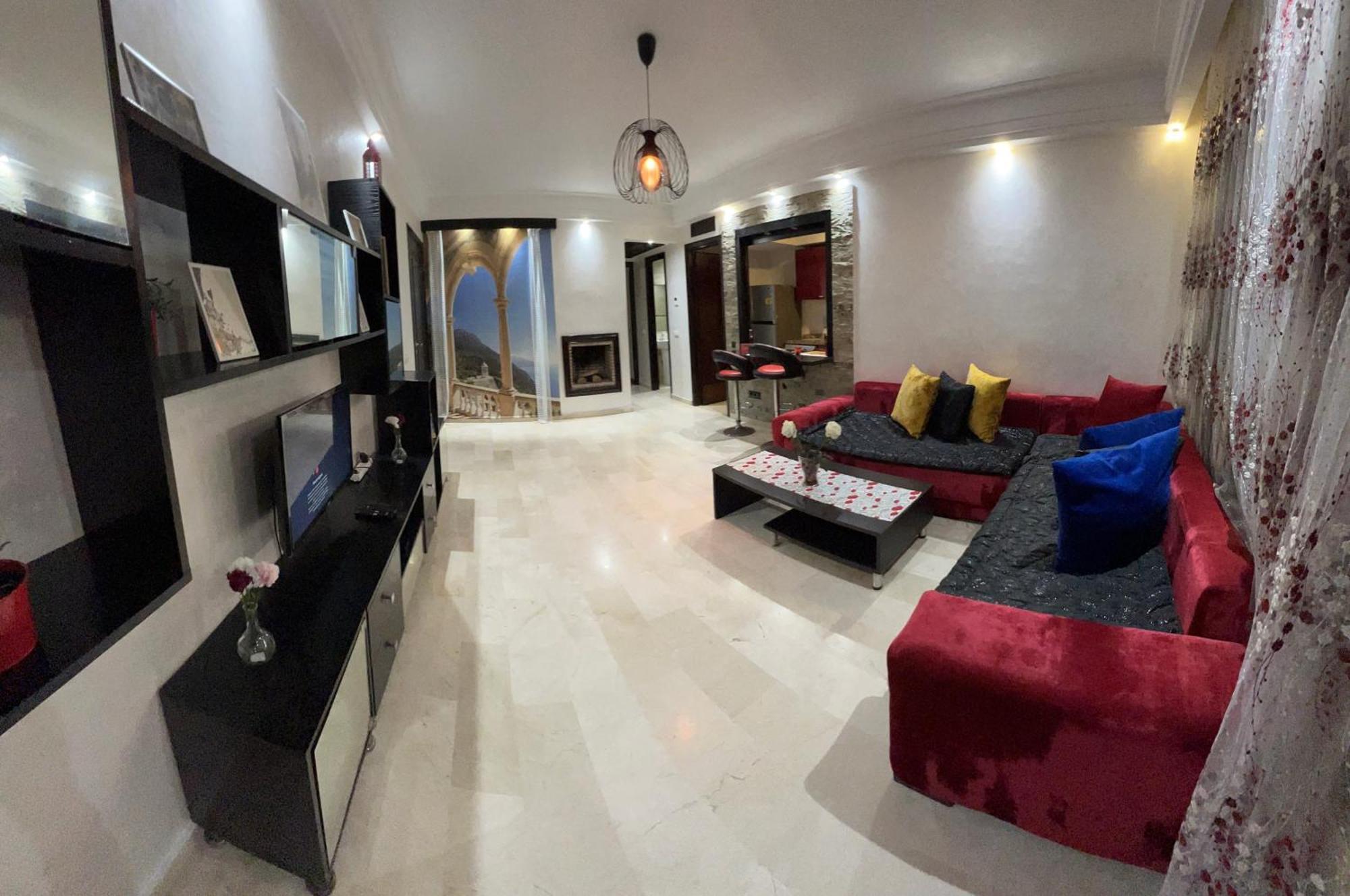 Red House Apartment *